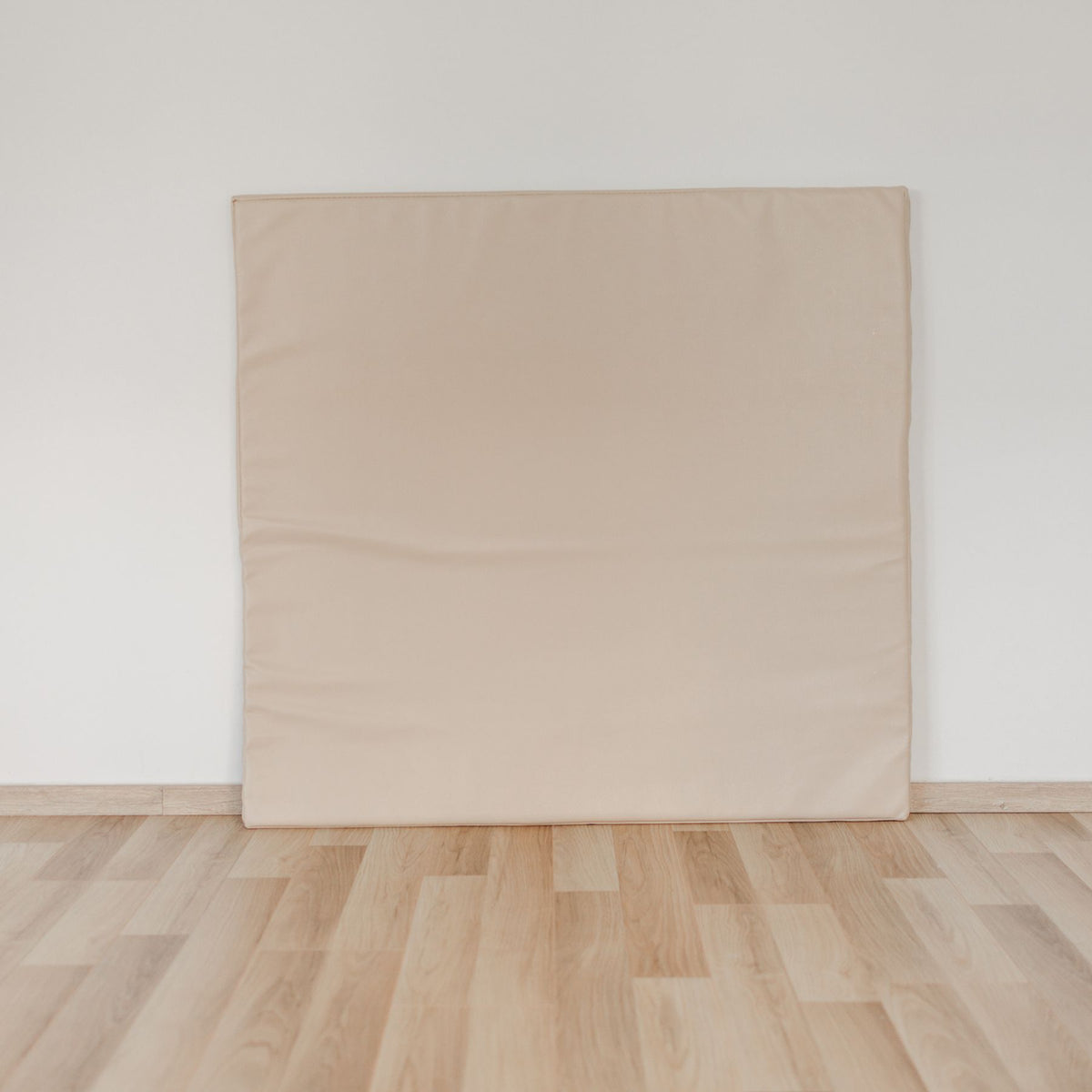 CLIFF Sicherheitsmatte aus Kunstleder für Klettergerüst Compact, beige