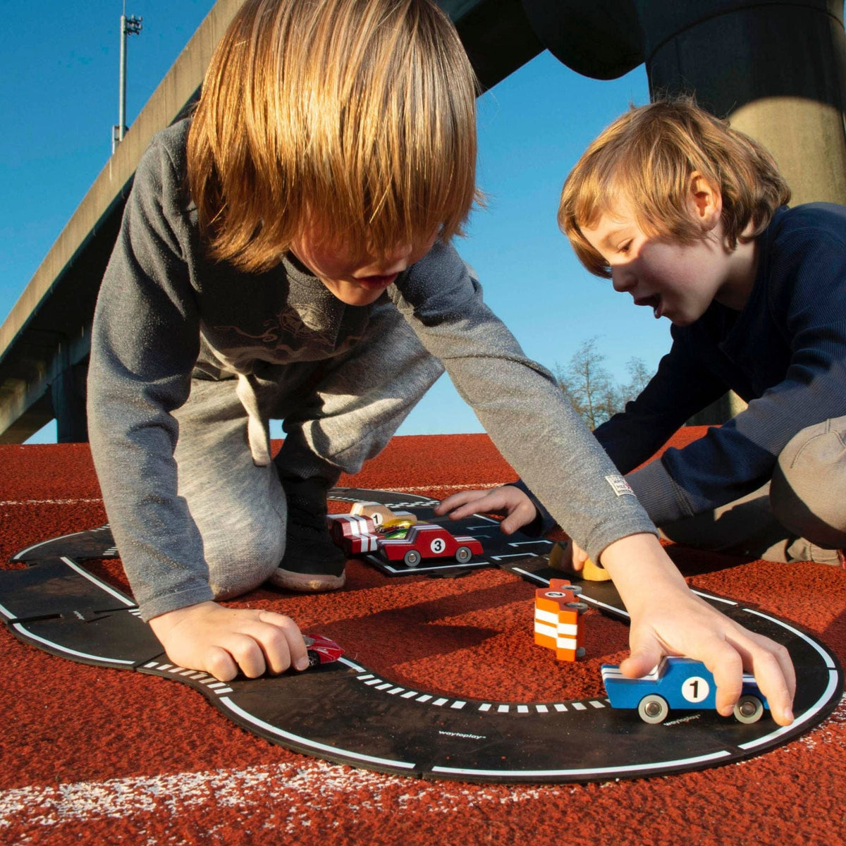 flexible toy road Flexible Rennstrecke aus Gummi – Grand Prix | 24 Teile | waytoplay