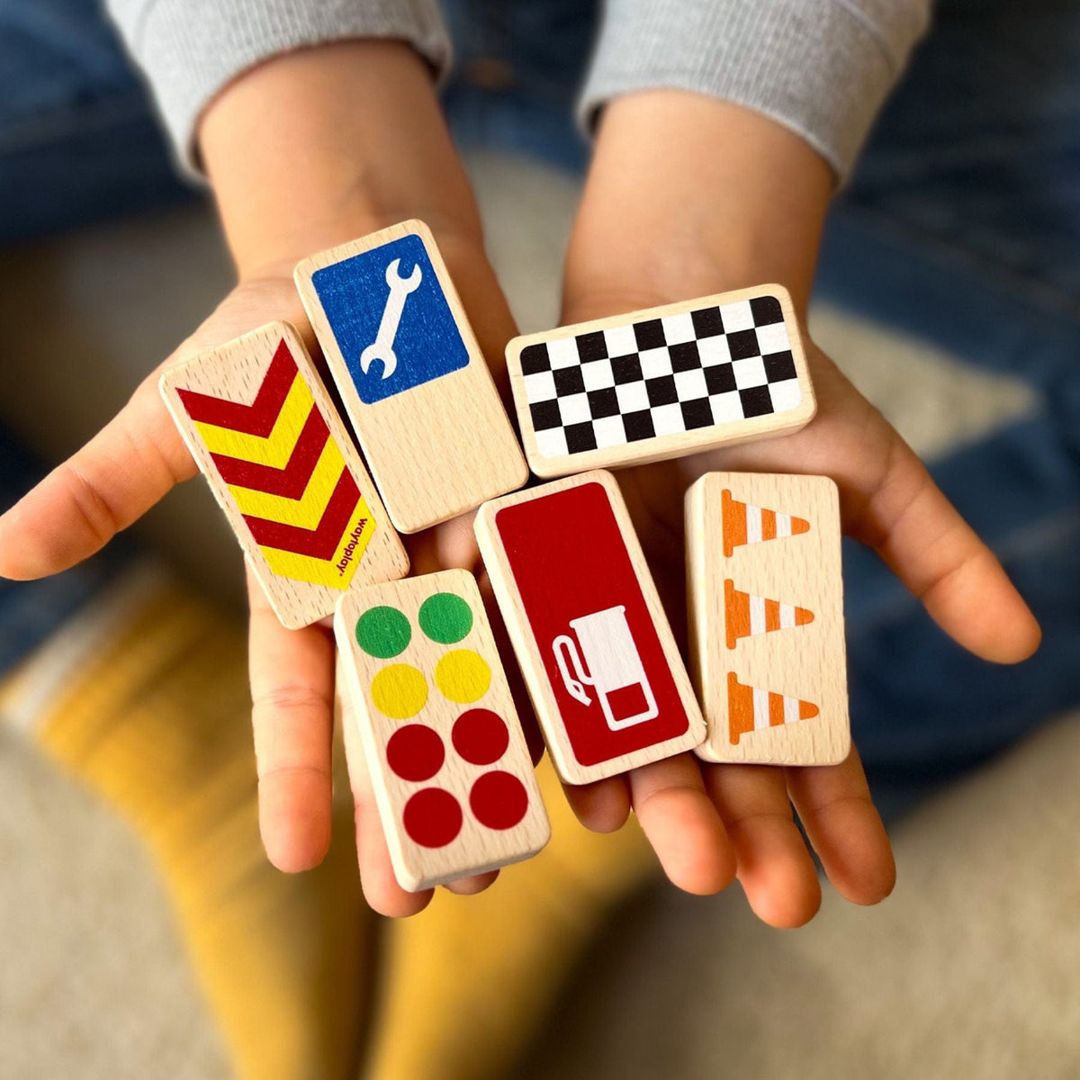 Holzspielzeug & Bausteine Holz- Rennsportschilder für Spielstrassen – Race Signs | waytoplay