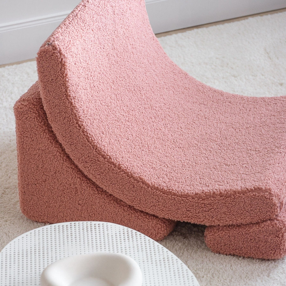 Polstermöbel wigiwama Moon Chair Kindersessel – modularer Kinder-Sessel I Teddy