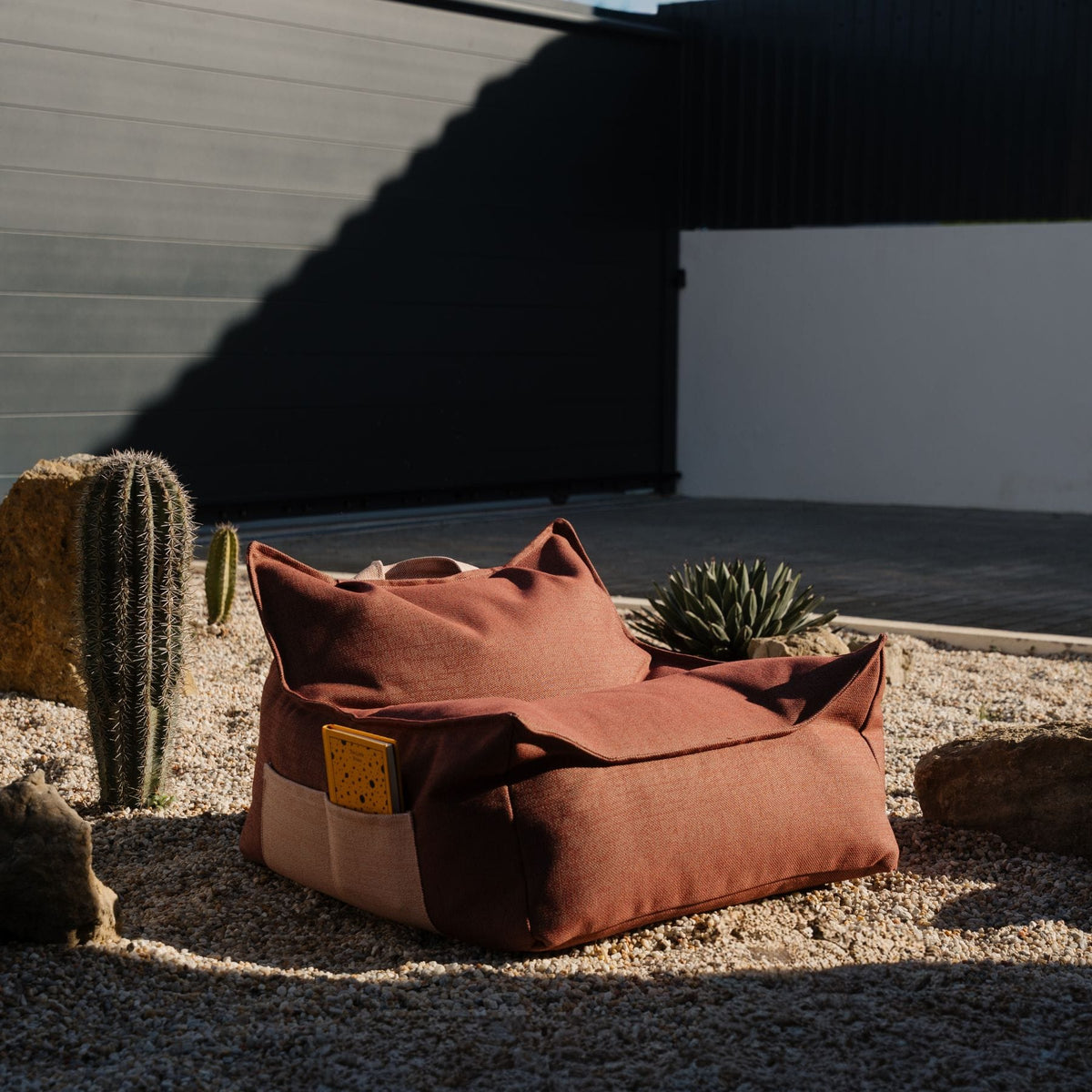 Sitzsäcke & Polstermöbel wigiwama Outdoor Sitzsack und Sessel für Kinder wetterfest | LeoBabys
