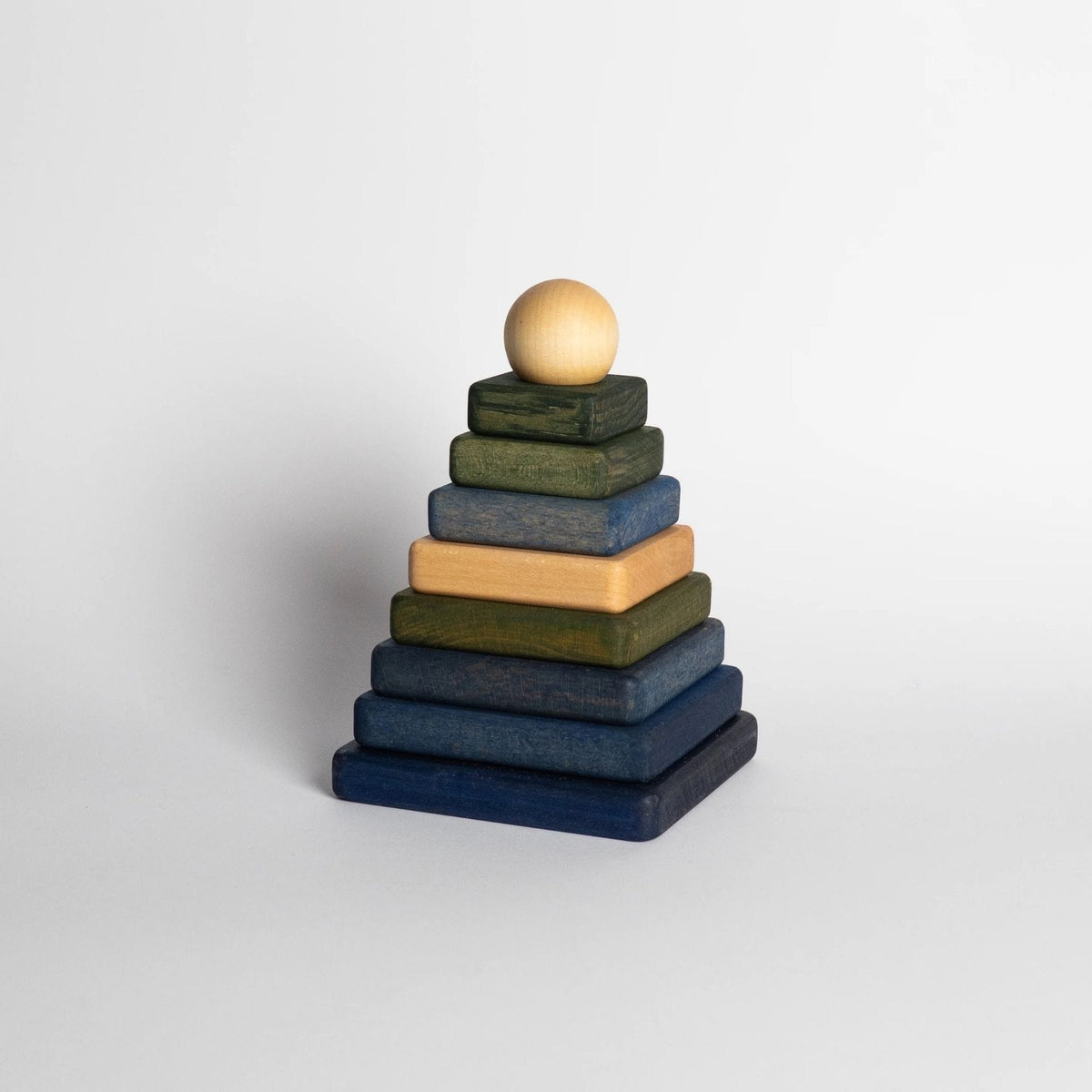 Holzspielzeug & Bausteine Montessori Spielzeugpyramide - Montessori Stapelturm aus Holz | Wooden Story