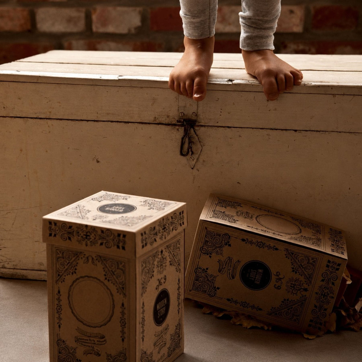 Holzspielzeug & Bausteine Runde Pyramide - Montessori Stapelturm aus Holz | Wooden Story