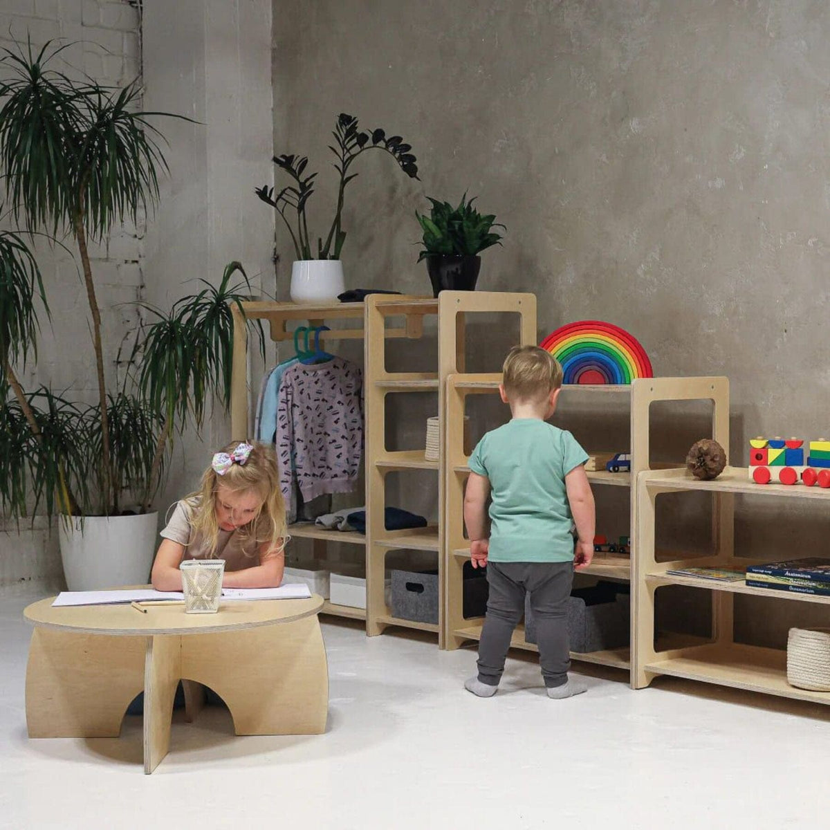Möbel Montessori Kindertisch aus FSC-Holz – Ø 68 cm