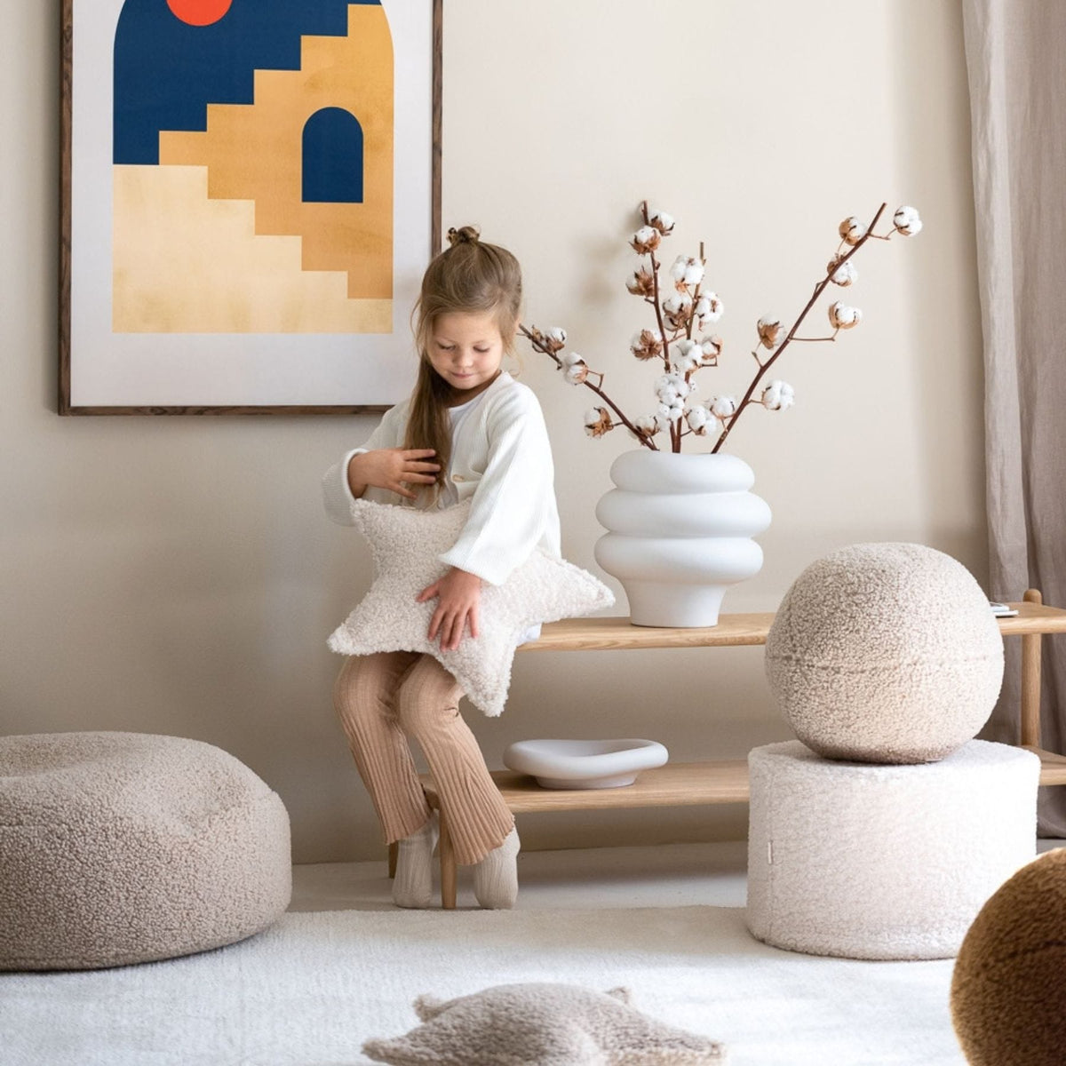 Polstermöbel wigiwama Pouffe aus Teddystoff, runder Sitzhocker für Kinder