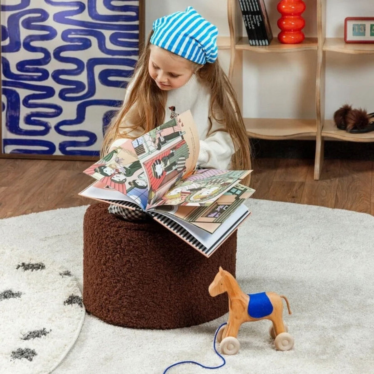 Polstermöbel wigiwama Pouffe aus Teddystoff, runder Sitzhocker für Kinder