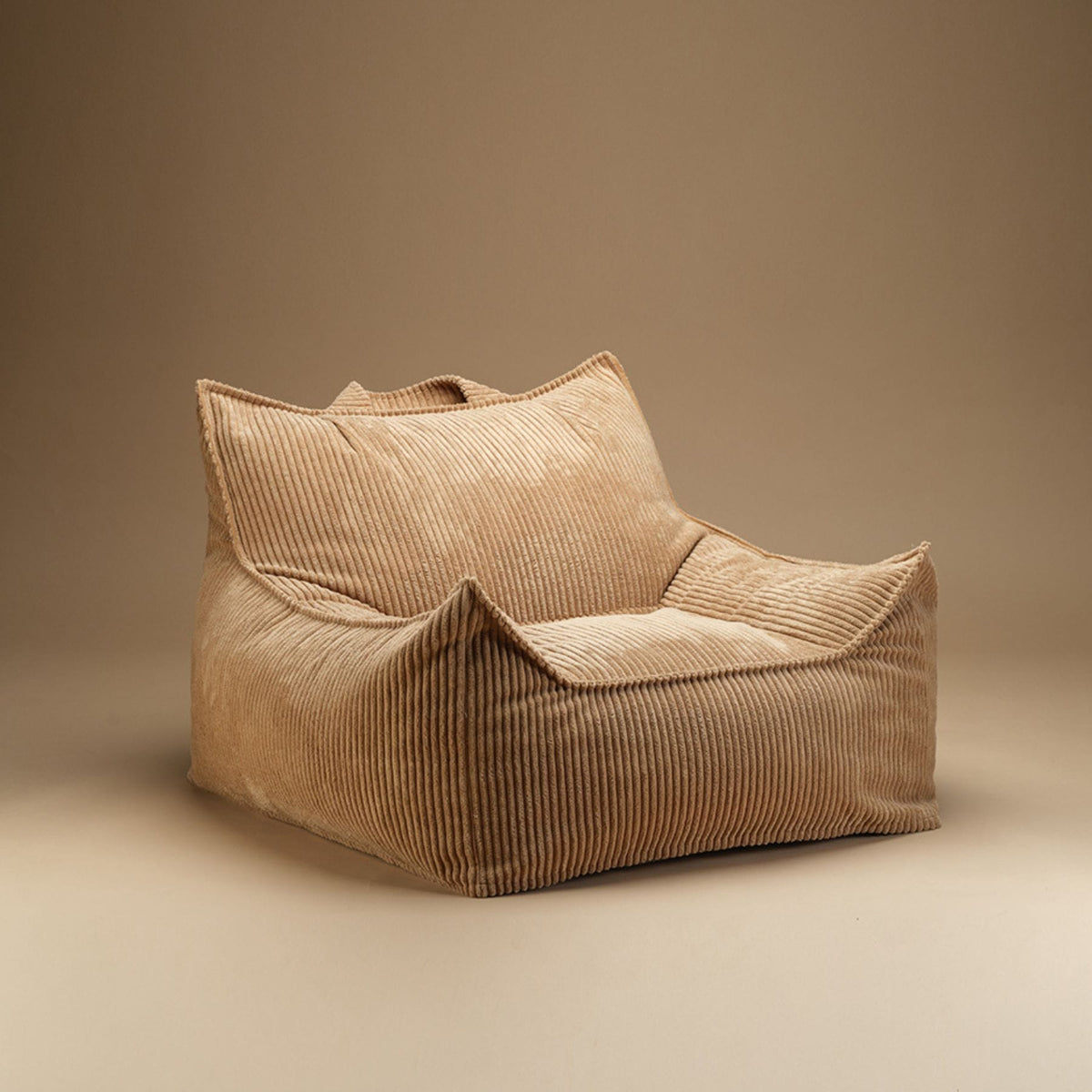 Sitzsäcke & Polstermöbel wigiwama Club Chair - Sessel für Teenager | Cord & Teddy, handgefertigt in der EU
