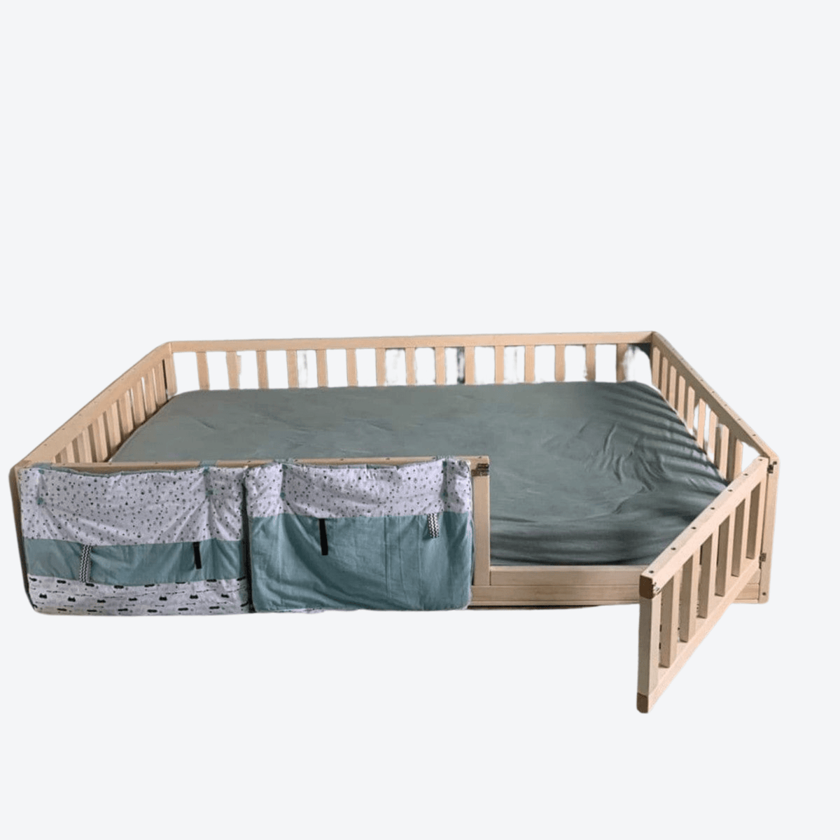 Betten und Klettergerüste Bodenbett Kinderbett Babybett Gitterbett Bodenbett mit Tür - Geländer flach