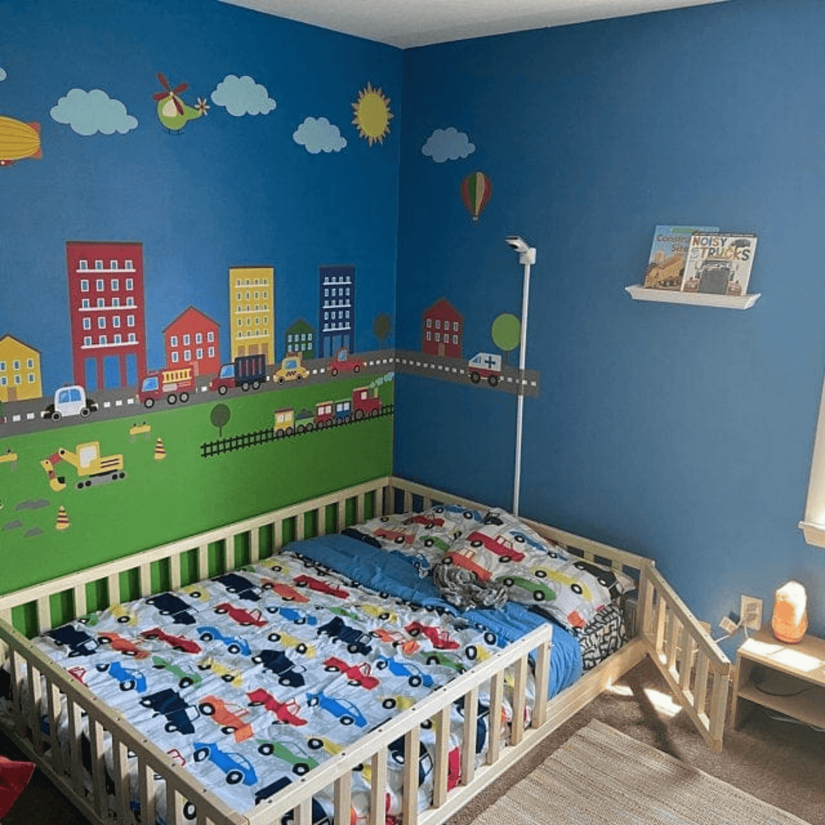 Betten und Klettergerüste Bodenbett Kinderbett Babybett Gitterbett Bodenbett mit Tür - Geländer flach