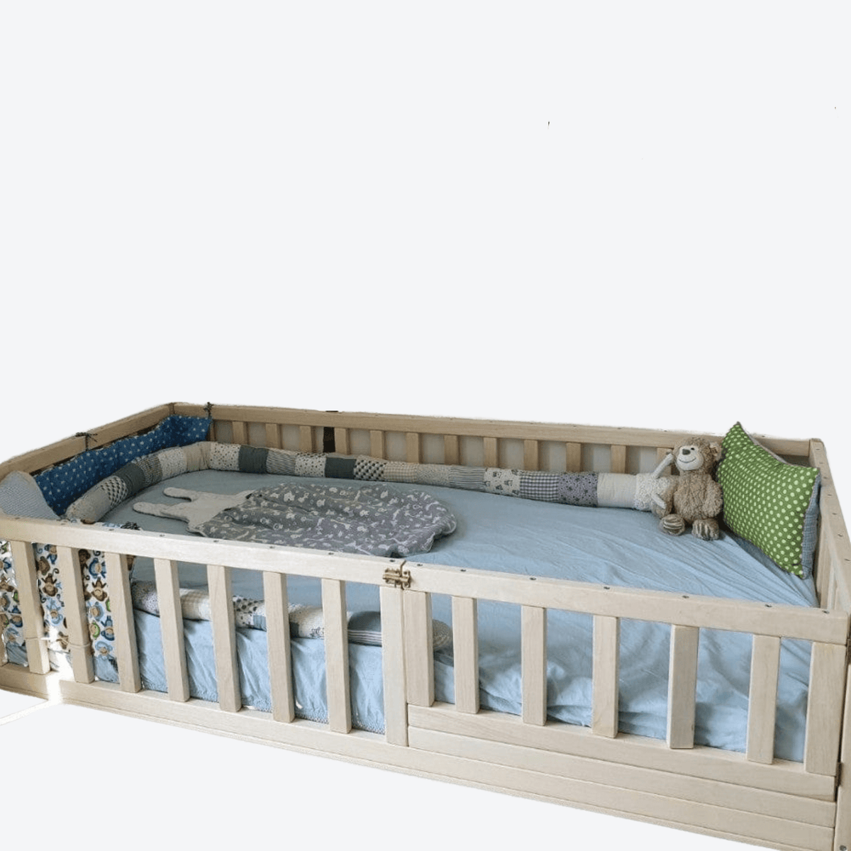 Betten und Klettergerüste Bodenbett Kinderbett Babybett Gitterbett Bodenbett mit Tür - Geländer flach