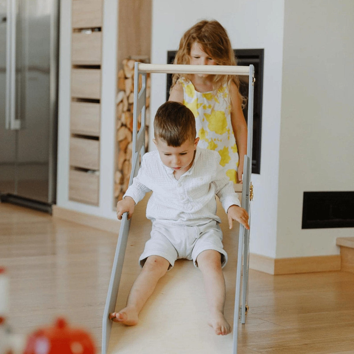 Learning Tower 3in1 wandelbarer Montessori Lernturm mit Rutsche oder Hocker - Stripe Design