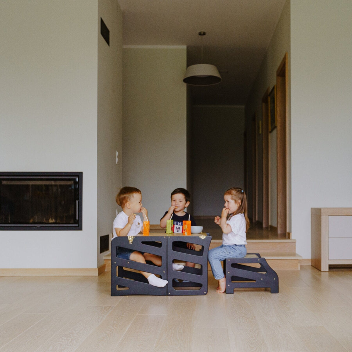 Learning Tower 3in1 wandelbarer Montessori Lernturm mit Rutsche oder Hocker - Stripe Design