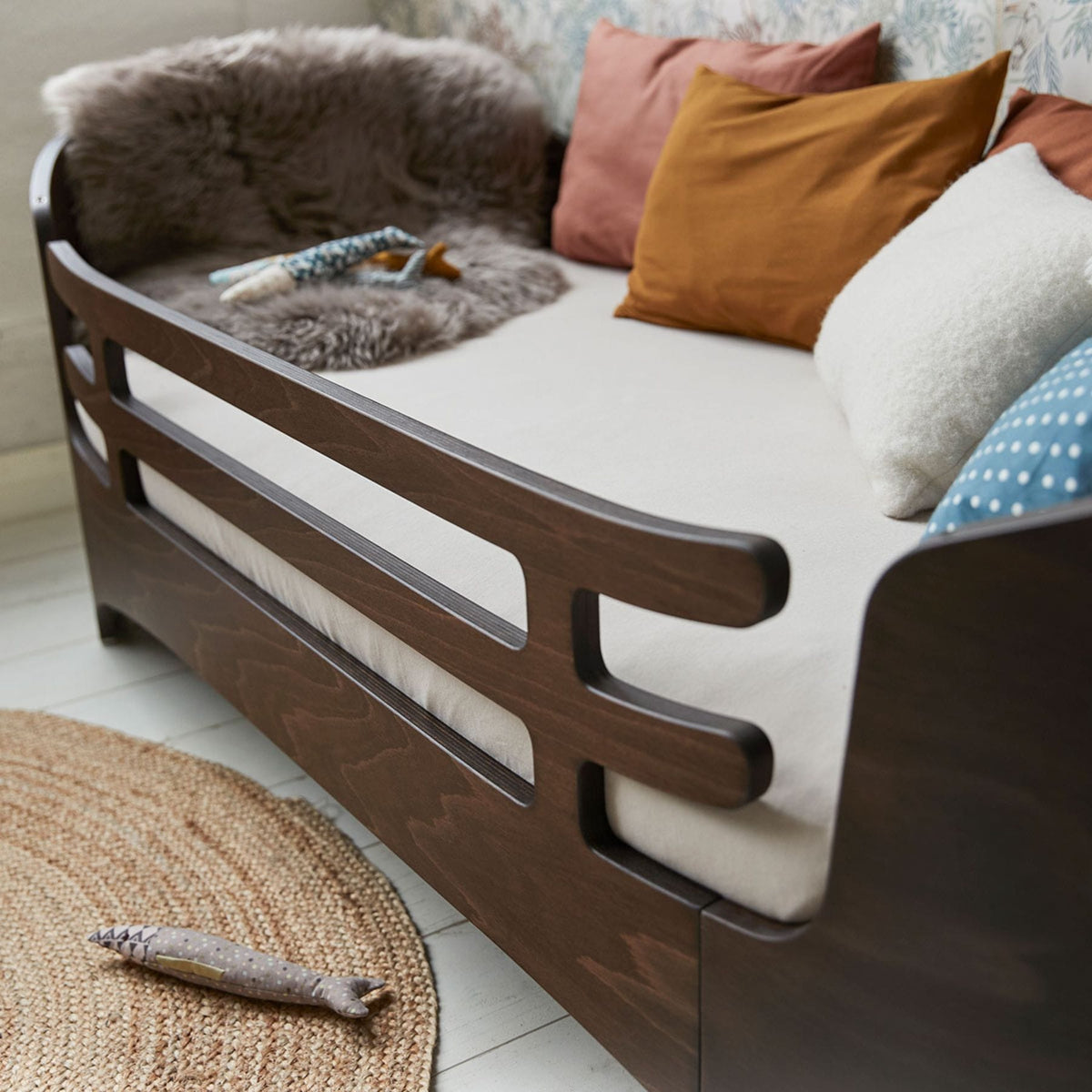 Babybetten & Kinderbetten Bettschutzgitter für Leander Classic Juniorbett - Rausfallschutz aus Buche
