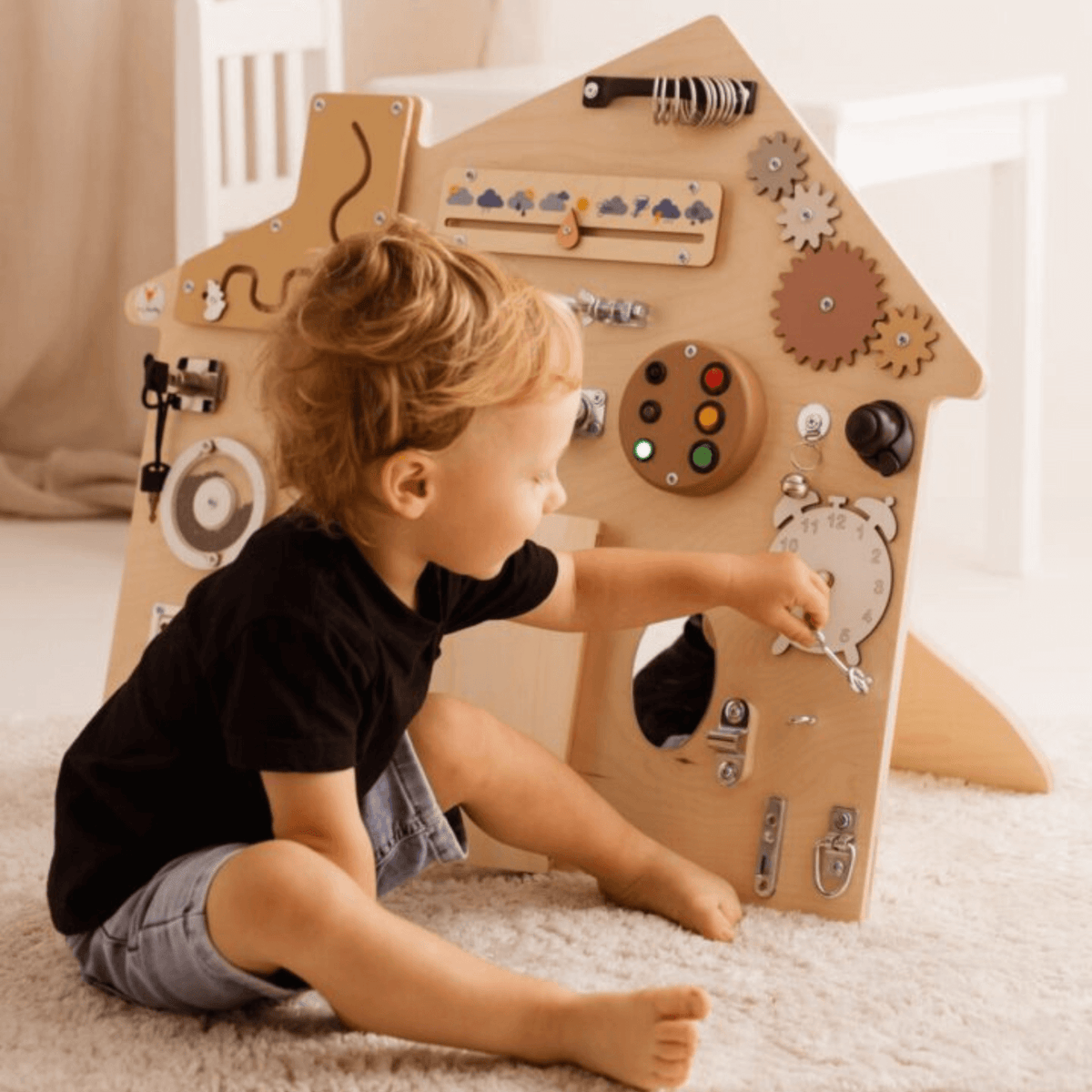 Busy Board Busy Board XL „Boho Haus“ – Montessori Wandtafel