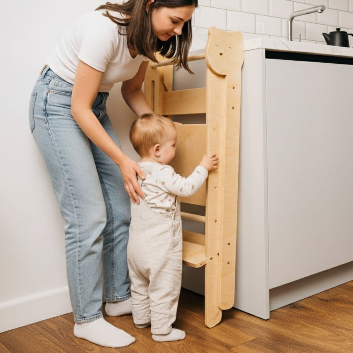 Learning Tower Klappbarer Lernturm Platzsparend Höhenverstellbar – Montessori Learning Tower ab 18 Monaten