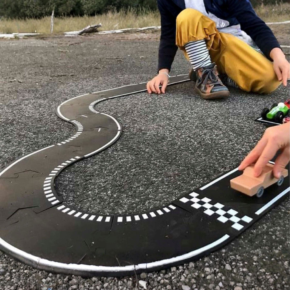 flexible toy road Flexible Rennstrecke aus Gummi – Grand Prix | 24 Teile | waytoplay