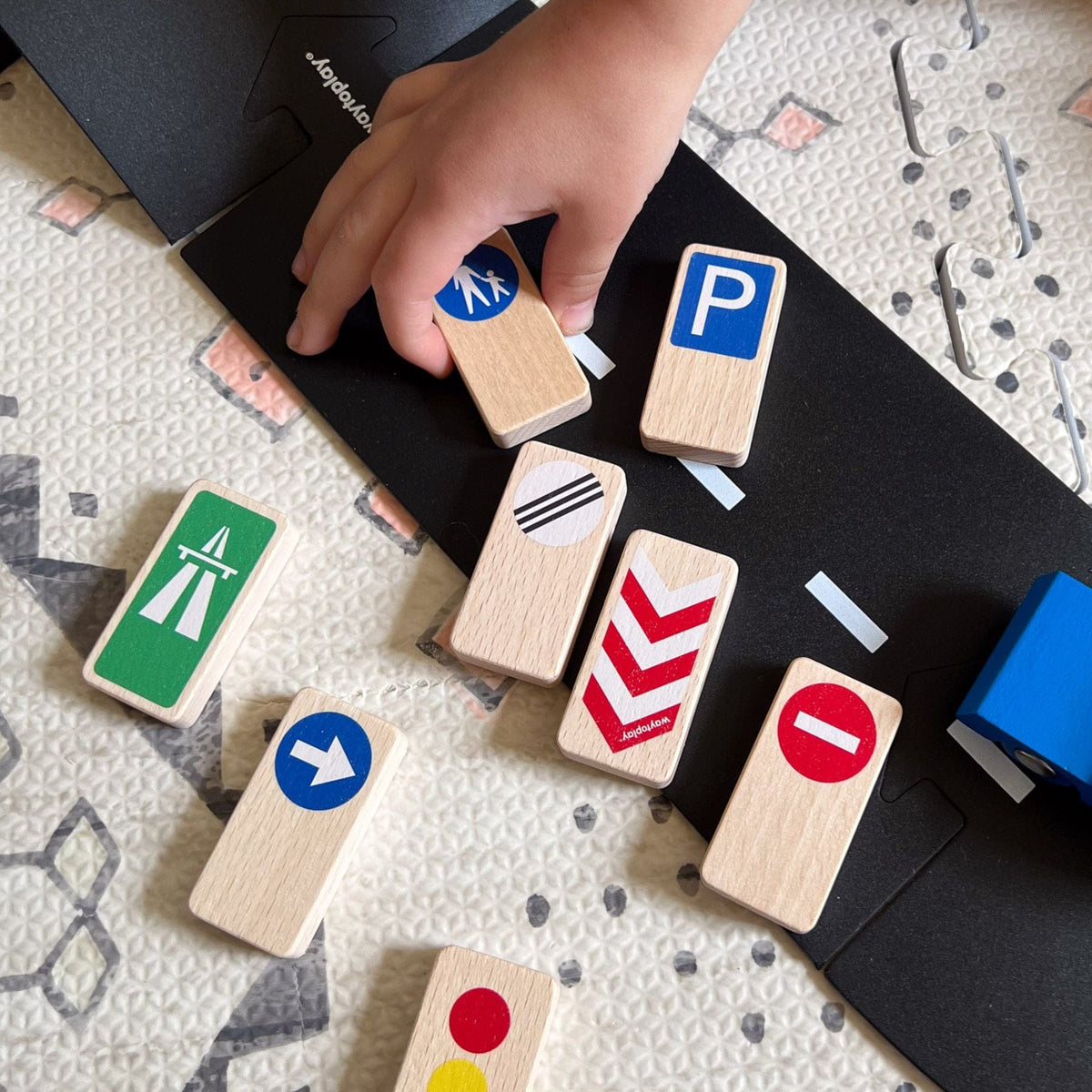 Holz- Verkehrsschilder für Spielstrassen Traffic Signs | waytoplay