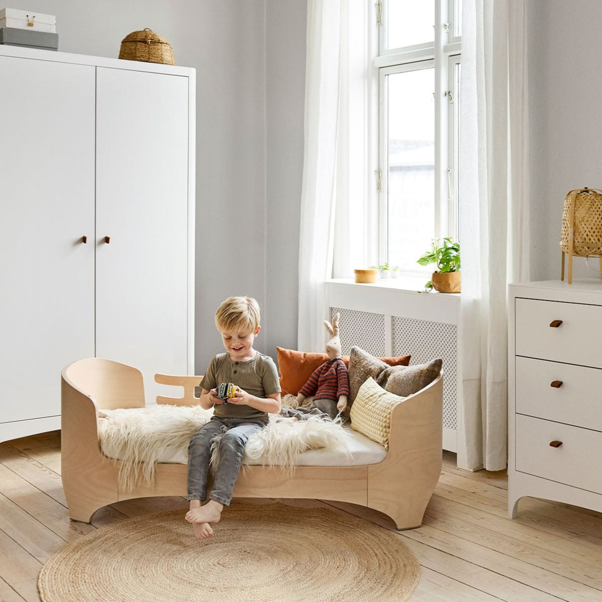 Babybetten & Kinderbetten Leander Classic Baby-Juniorbett 0-7 Jahre - Mitwachsend inkl. Junior-Kit | Dänisches Design