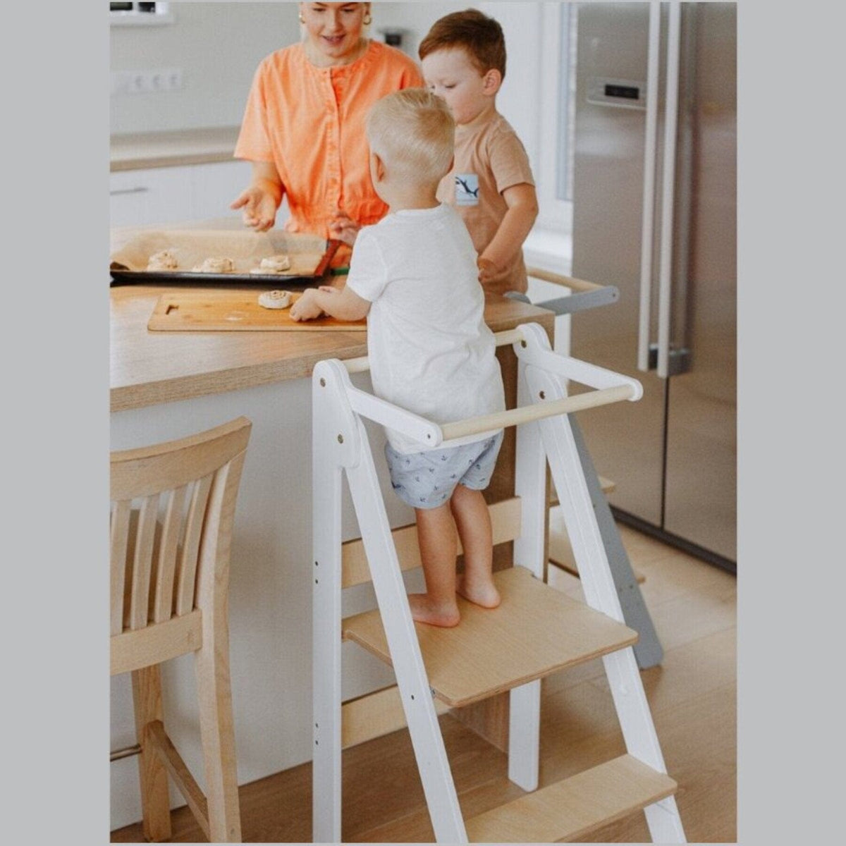 Learning Tower Lernturm für Kinder, klappbar und höhenverstellbar