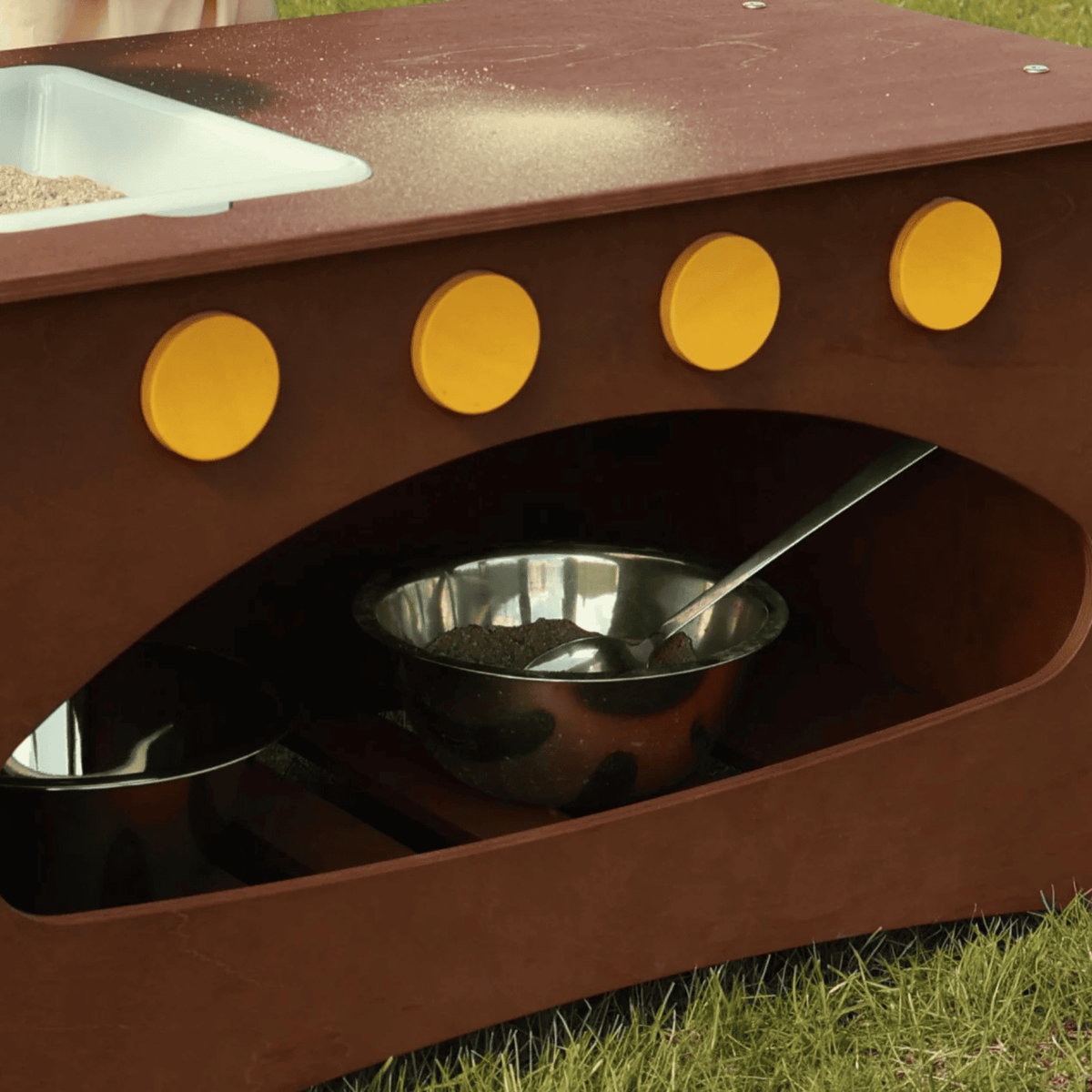 Outdoormöbel Matschküche Outdoor aus Holz – Wetterfest, langlebig & kindgerecht