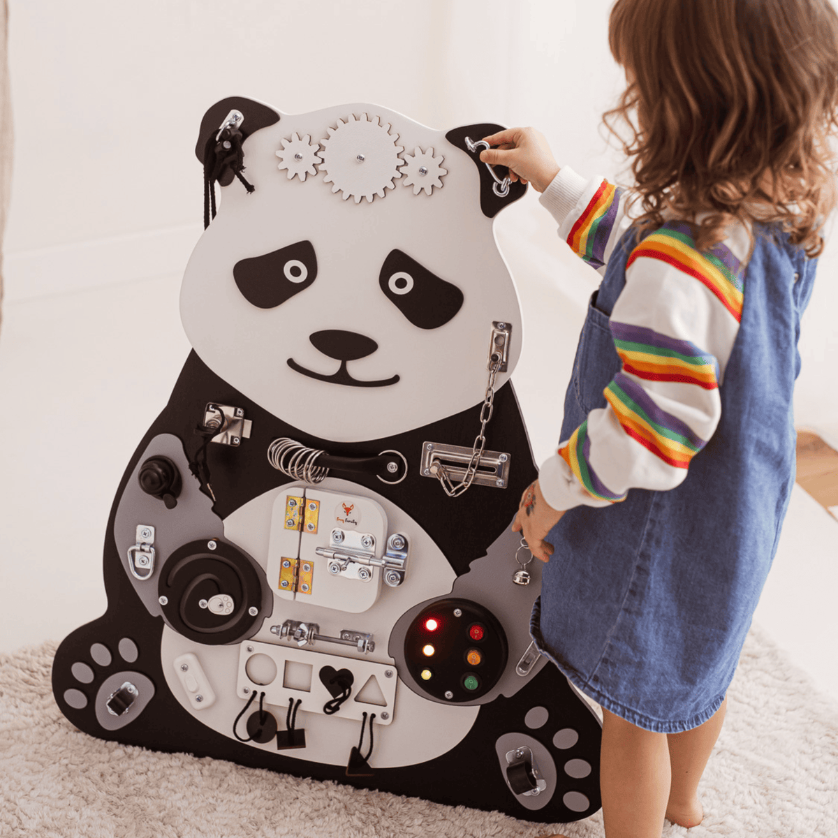 Busy Board Montessori Busy Board ZEN-Panda – ultimative Lernspielzeug