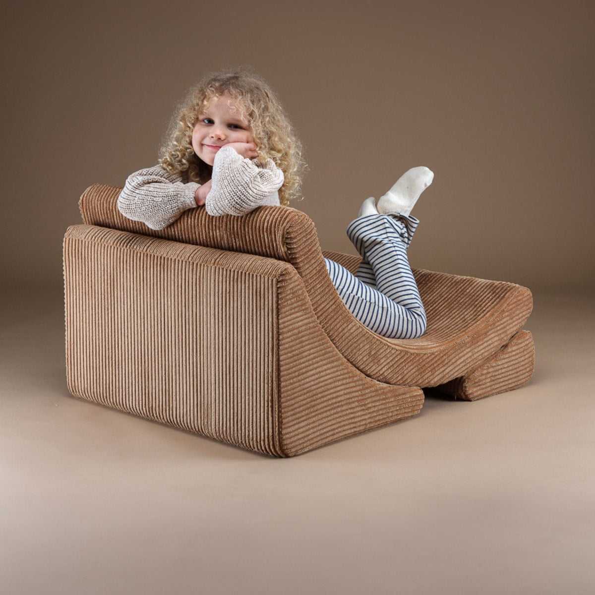 Polstermöbel wigiwama Moon Chair Kindersessel – modularer Kinder-Sessel I Cord