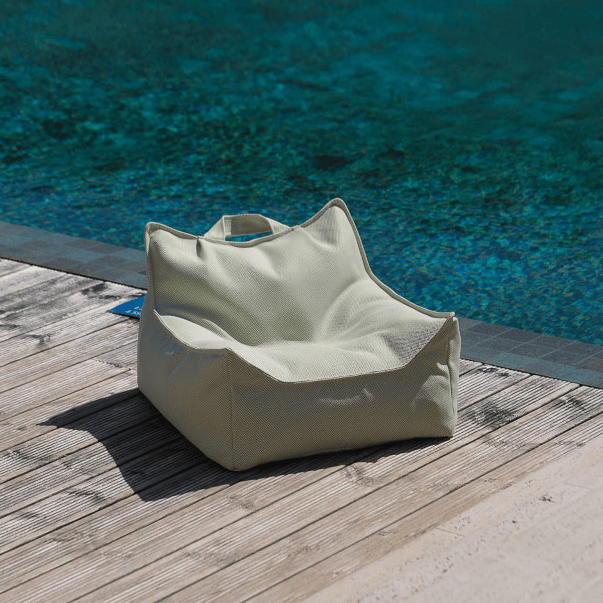 Sitzsäcke & Polstermöbel wigiwama Outdoor Sitzsack und Sessel für Kinder wetterfest | LeoBabys