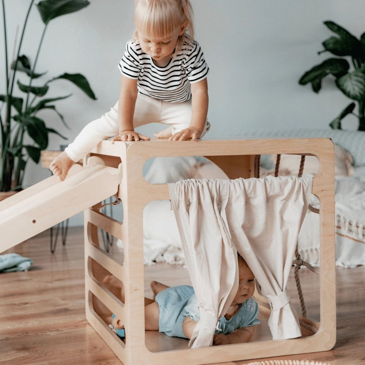 Kletterdreieck Doppelseitig Rutsch- und Kletterrampe für Klettergerüste & Spielwürfel