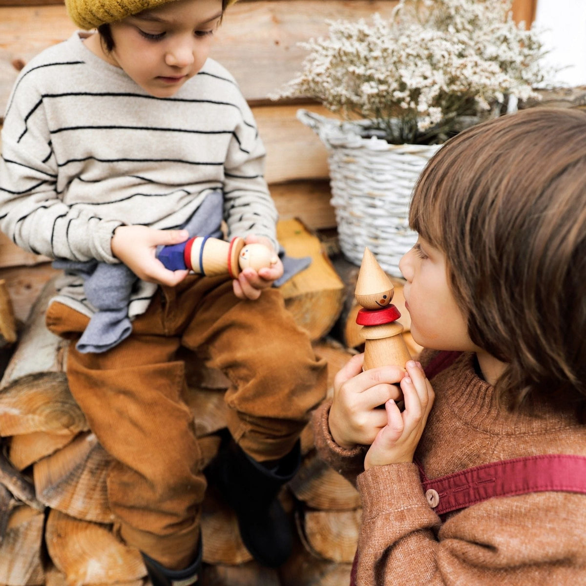 Holzspielzeug & Bausteine Steckfigur LALA - Montessori Stapelfigur aus Holz | Wooden Story