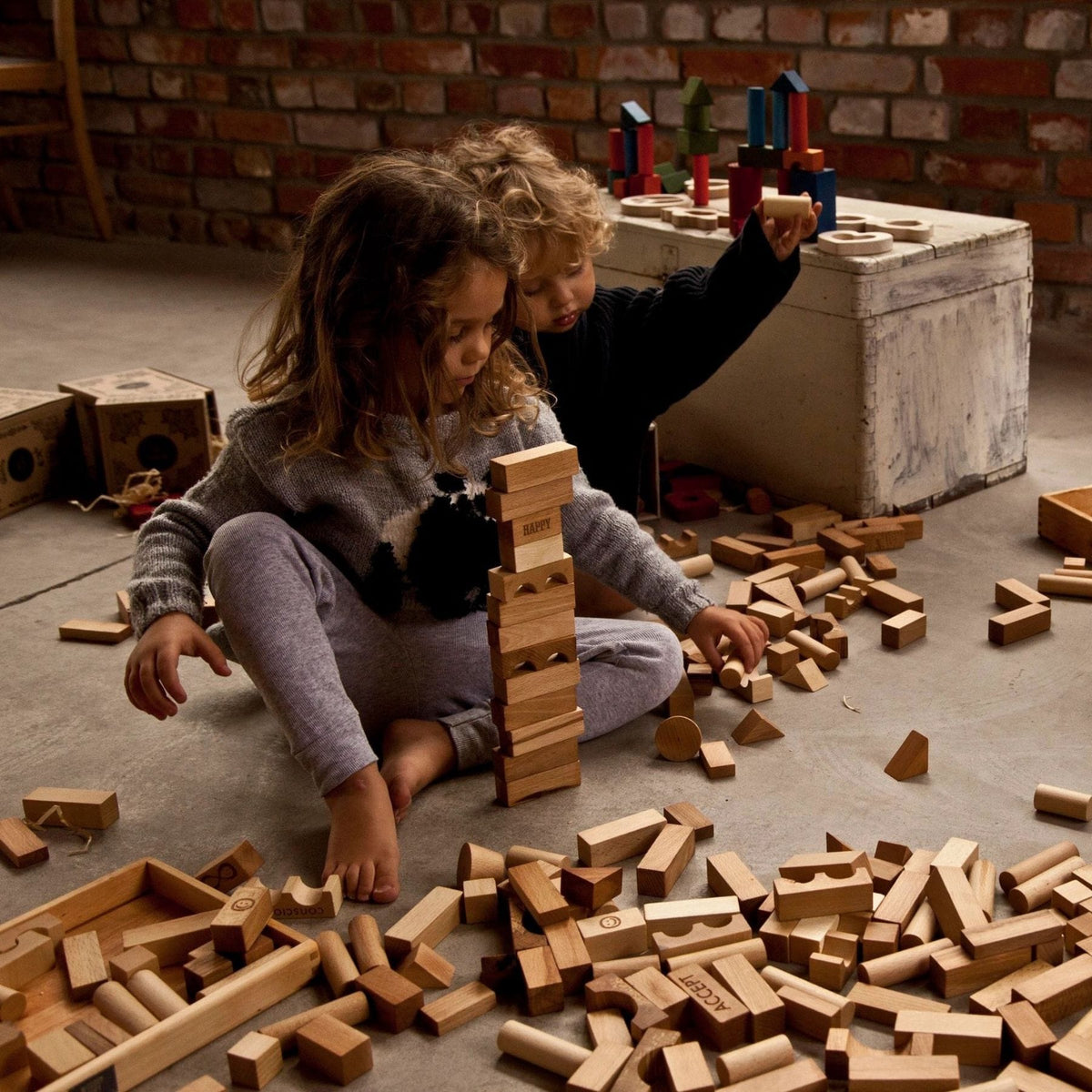Holzspielzeug & Bausteine Wooden Story Holzbausteine im Tablett 30 Teile