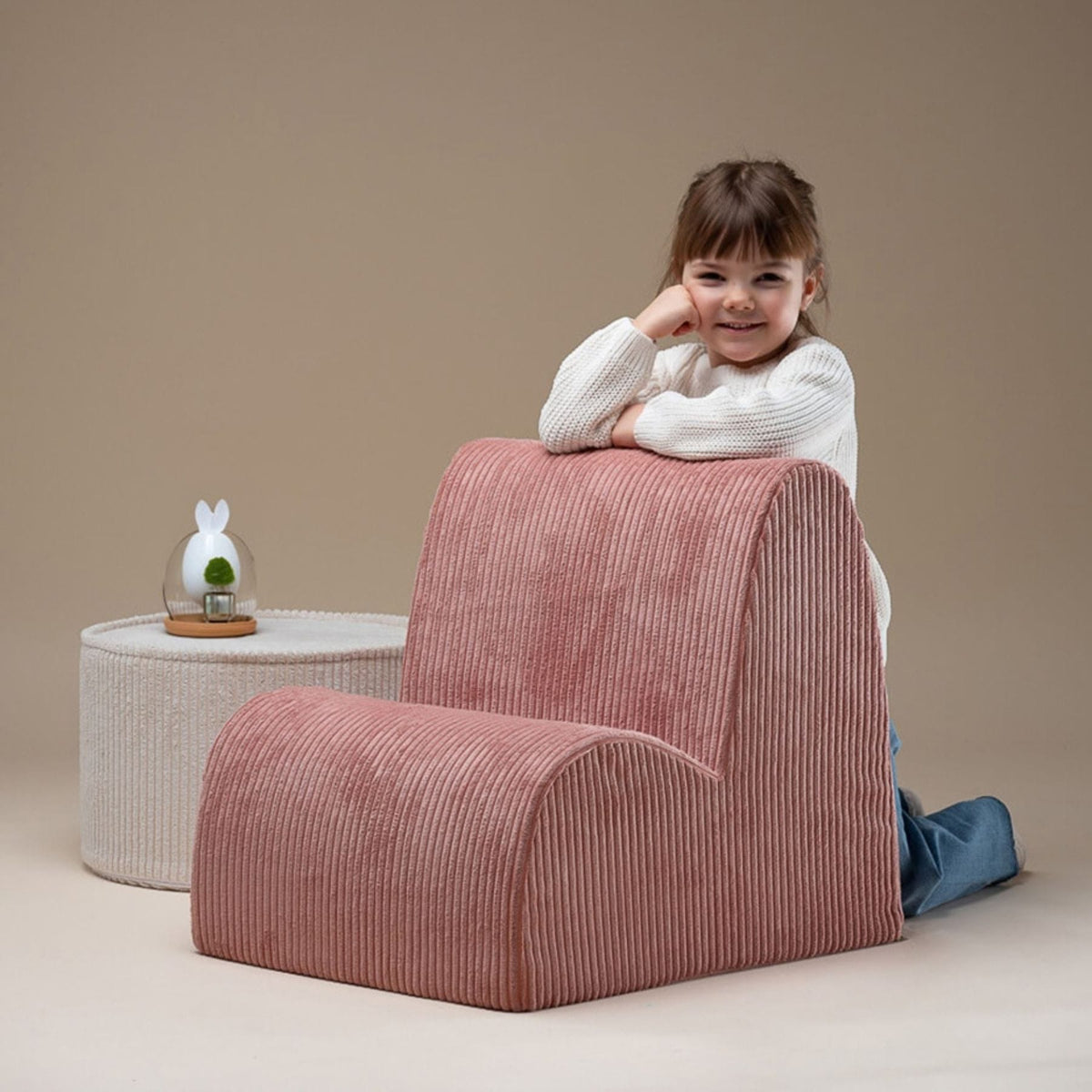 Polstermöbel wigiwama Cloud Chair aus Cord, Kindersessel aus Schaumstoff