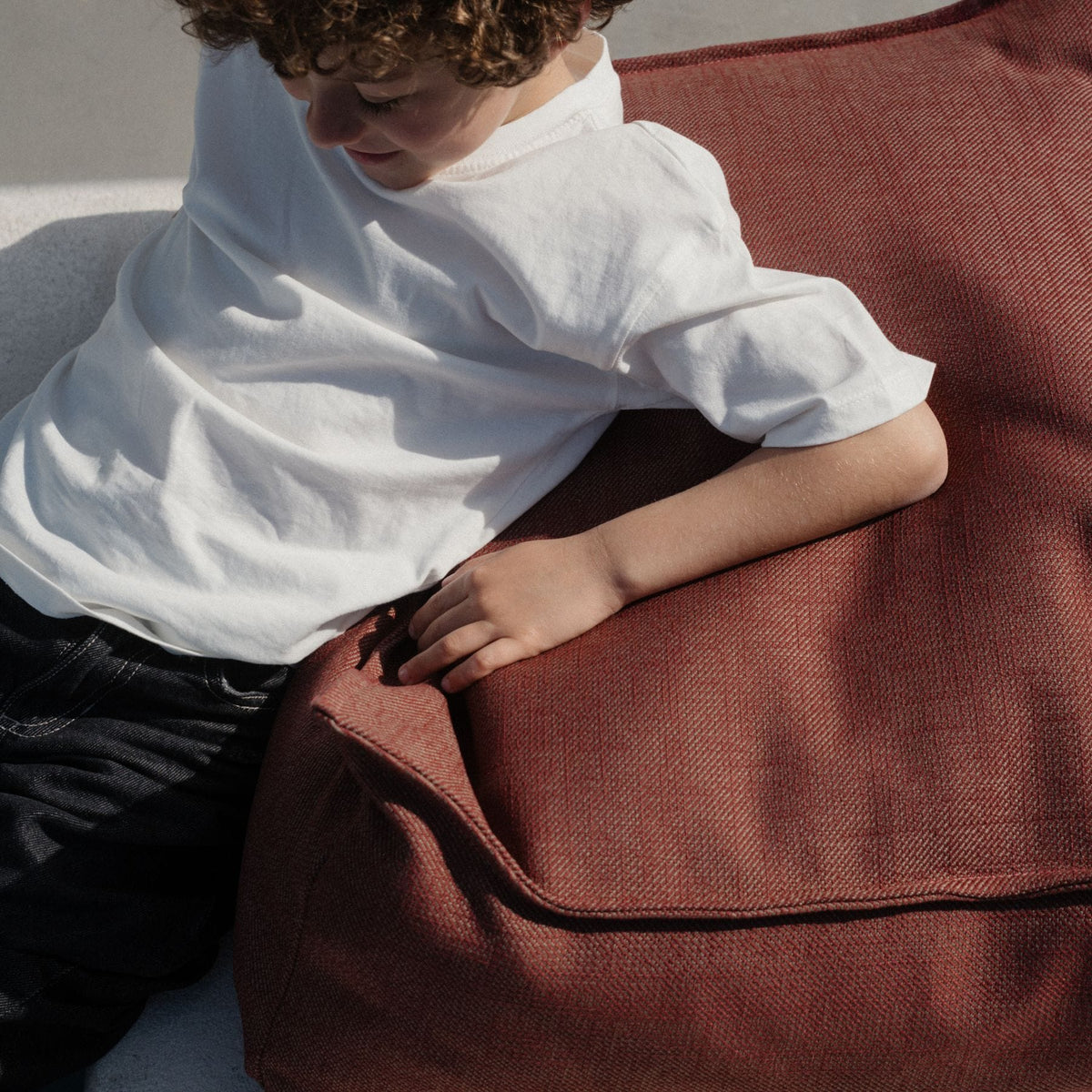 Polstermöbel wigiwama Outdoor Ottoman - Sitzkissen & Hocker für Kinder | 6 Farben