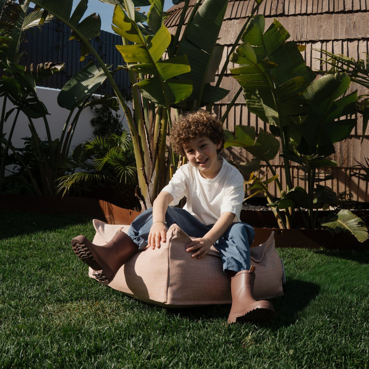 Polstermöbel wigiwama Outdoor Ottoman - Sitzkissen & Hocker für Kinder | 6 Farben