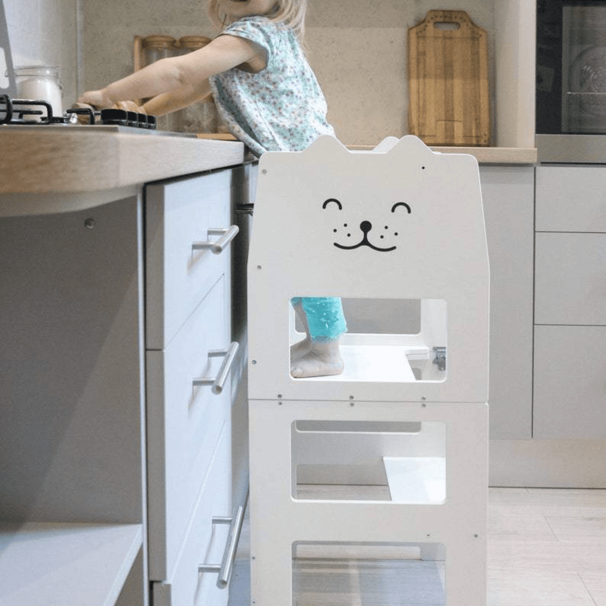 Learning Tower Lernturm wandelbarer mit Schreibtafel Design Katze